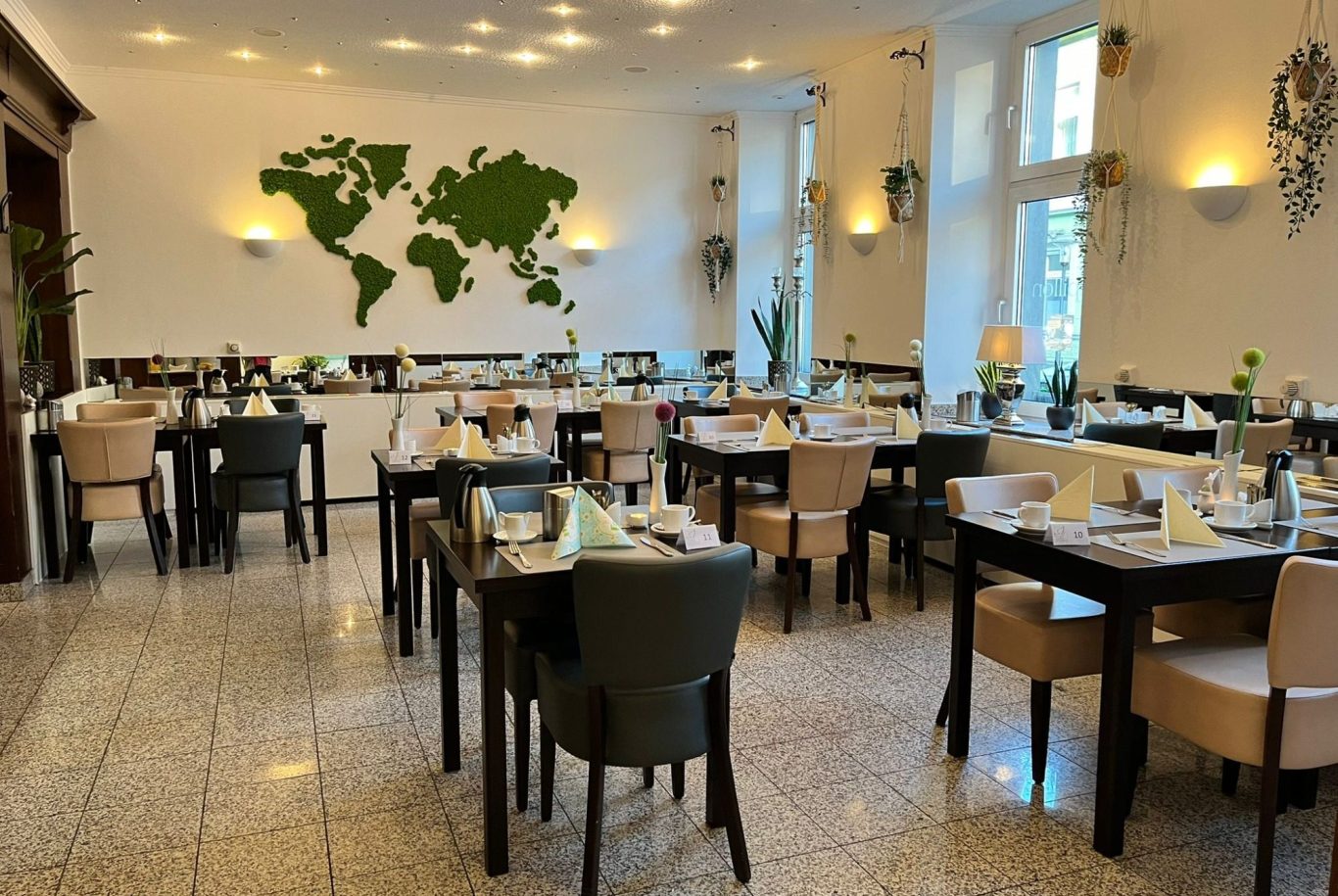 Frühstücksraum vom Hotel Papillon Kempen, Frühstücksbuffet mit großer Auswahl jeden Tag